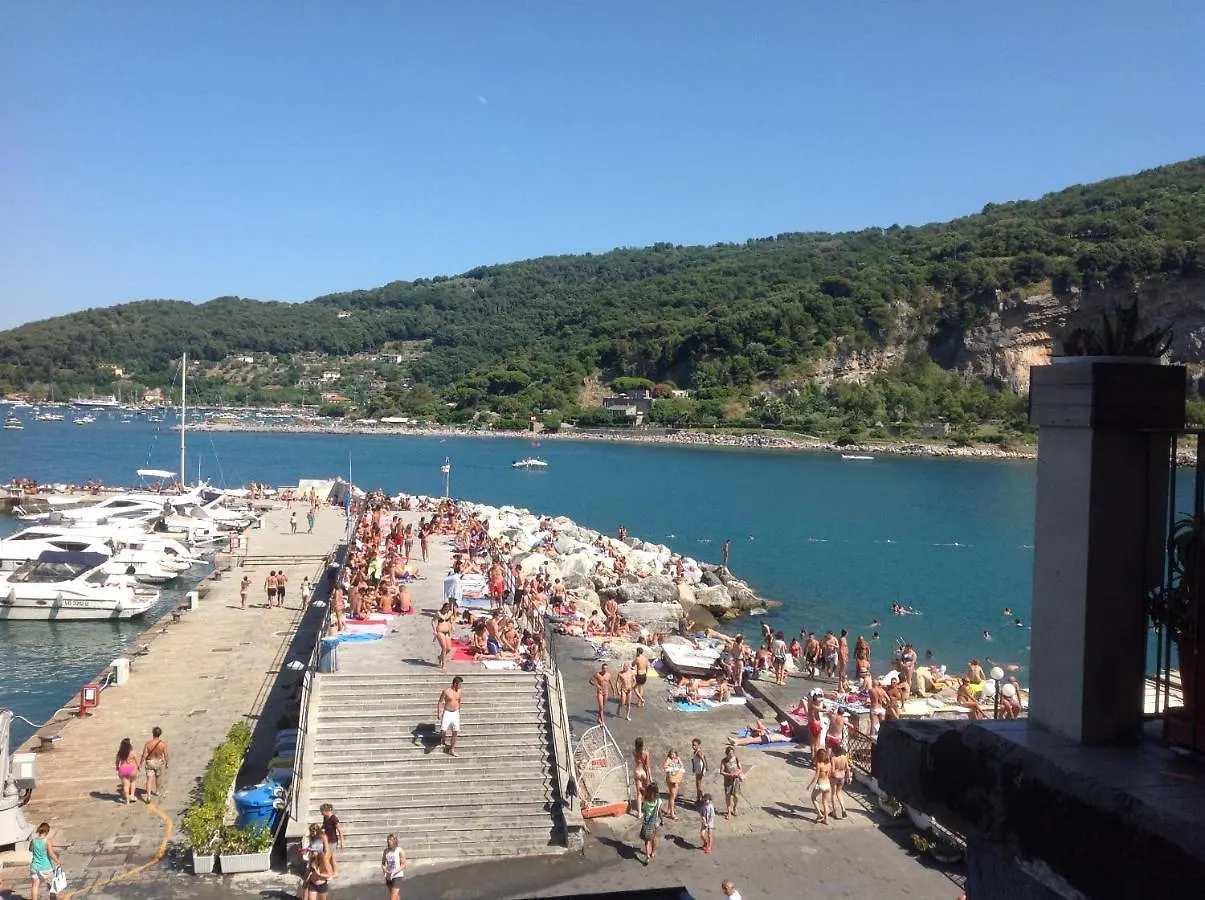 Affittacamere La Lanterna Porto Venere Italien