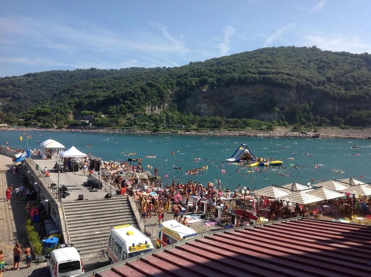 Affittacamere La Lanterna Porto Venere Pensjonat